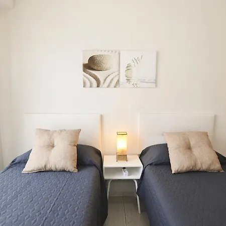 Edificio Consulado Appartement