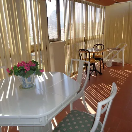 Edificio Consulado Apartment *