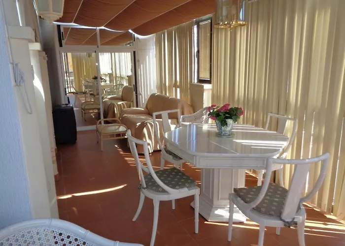 Edificio Consulado Appartement