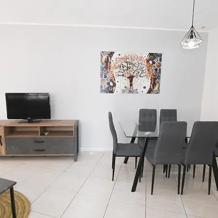 Edificio Consulado Appartamento *